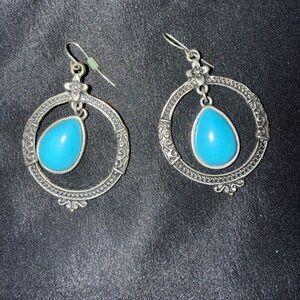 Women’s Turquoise and silver costume earrings